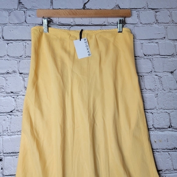 Sincerely Jules for Bandier The Laurel Bias Skirt Silk In Vintage Yellow NWT L - Picture 3 of 10